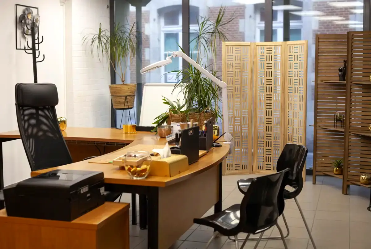 L'intérieur du bureau de Chimay