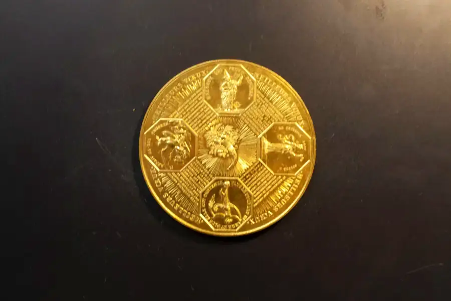 Pièce d'or ancienne